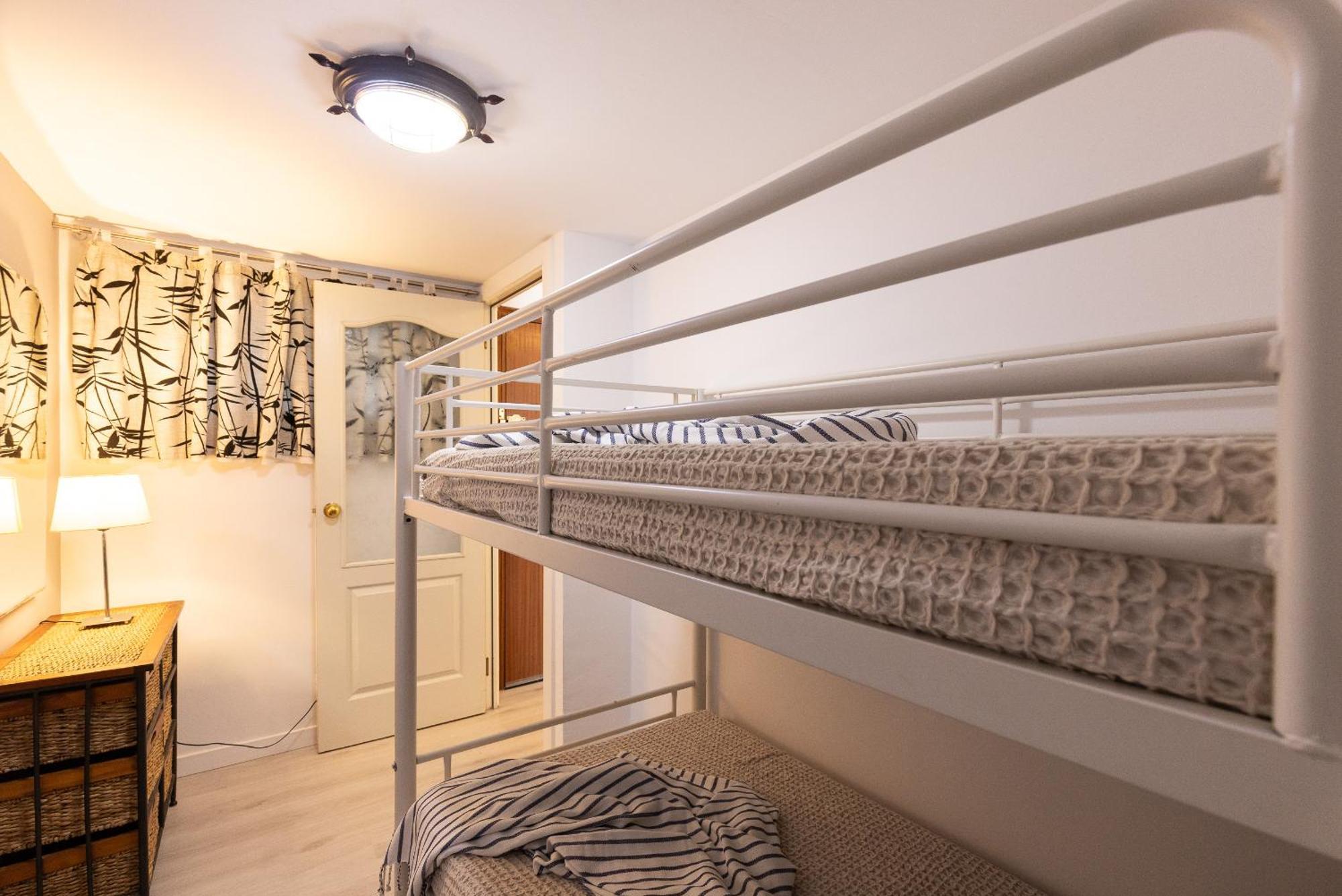 Uhc Rodas Apartments Salou Phòng bức ảnh