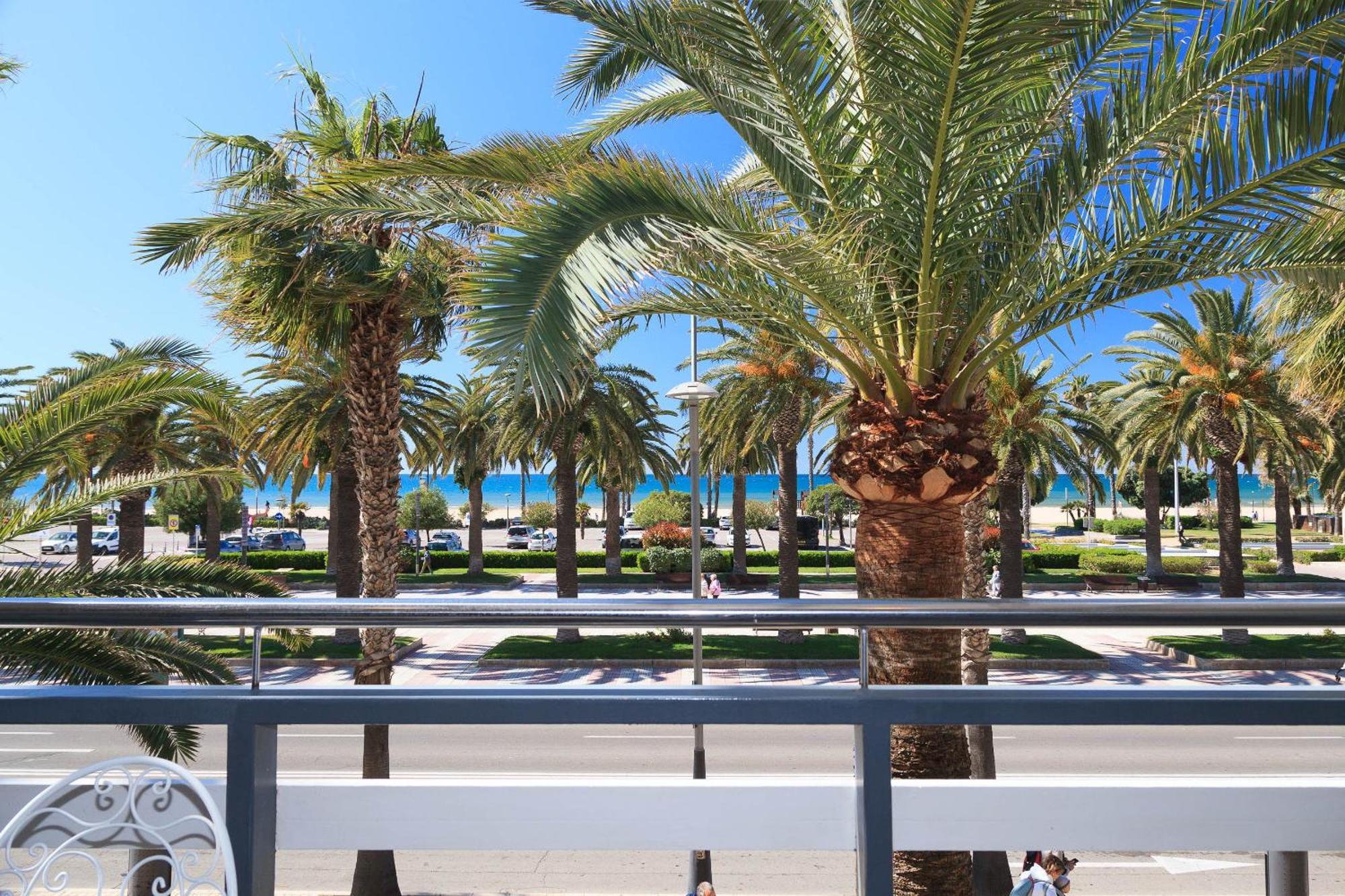 Uhc Rodas Apartments Salou Phòng bức ảnh